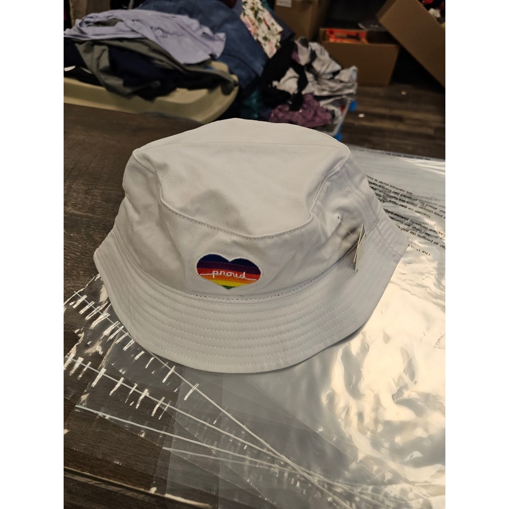 The Phluid Project White Bucket Hat Rainbow Heart Proud Pride Embroidery NWT